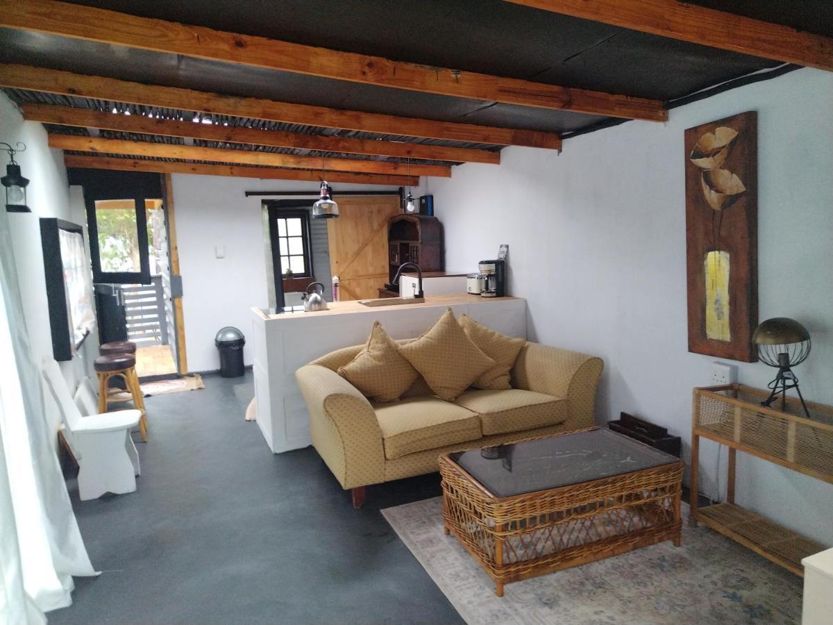 Homesweethome: Cozy Tiny Mbombela