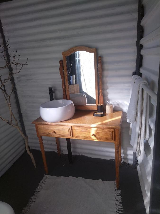 Homesweethome: Cozy Tiny Apartment Mbombela